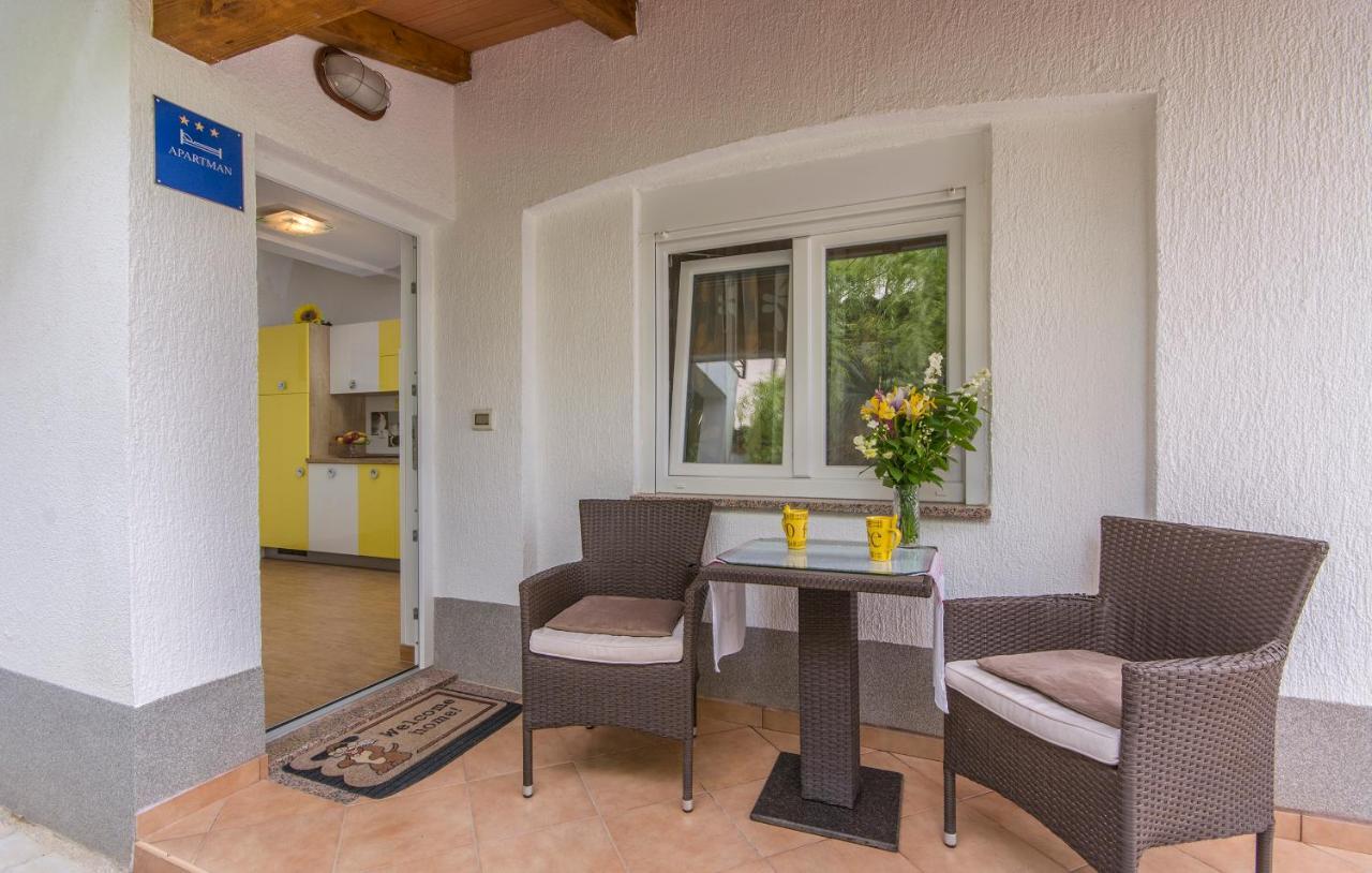 Apartmani Cupar Poreč Exteriör bild