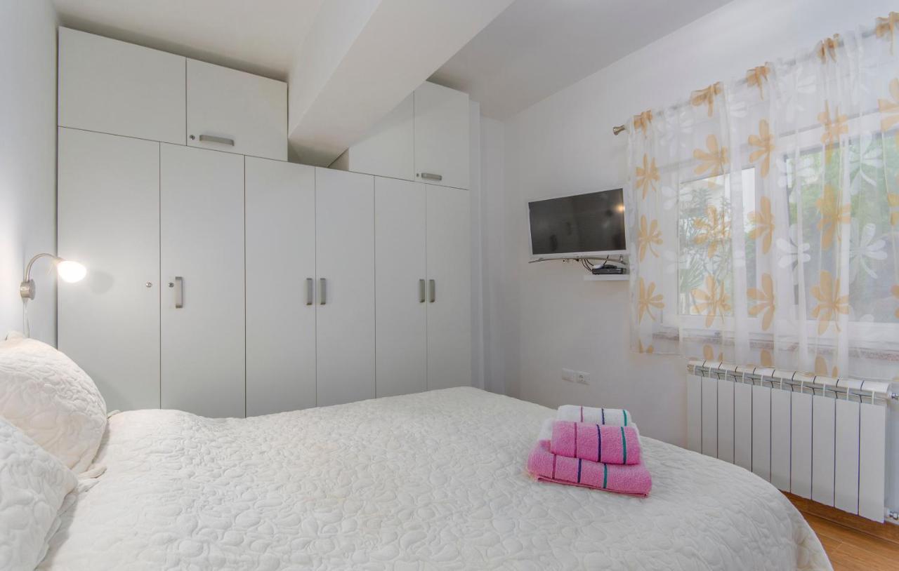 Apartmani Cupar Poreč Exteriör bild