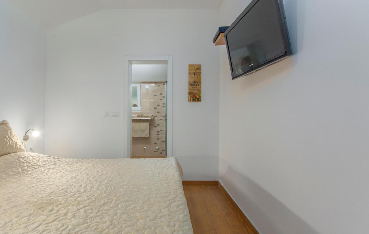 Apartmani Cupar Poreč Exteriör bild